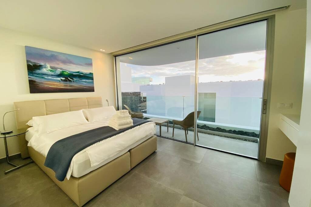 Luxury Villa - New Building With Panoramic Sea View 阿德耶 外观 照片