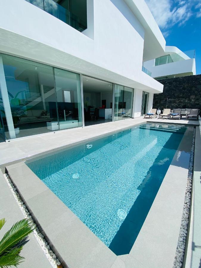 Luxury Villa - New Building With Panoramic Sea View 阿德耶 外观 照片